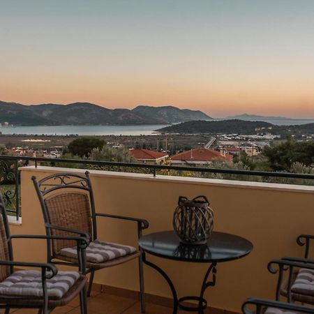 Апартаменты Nostalgia Seaview House Анависсос Экстерьер фото